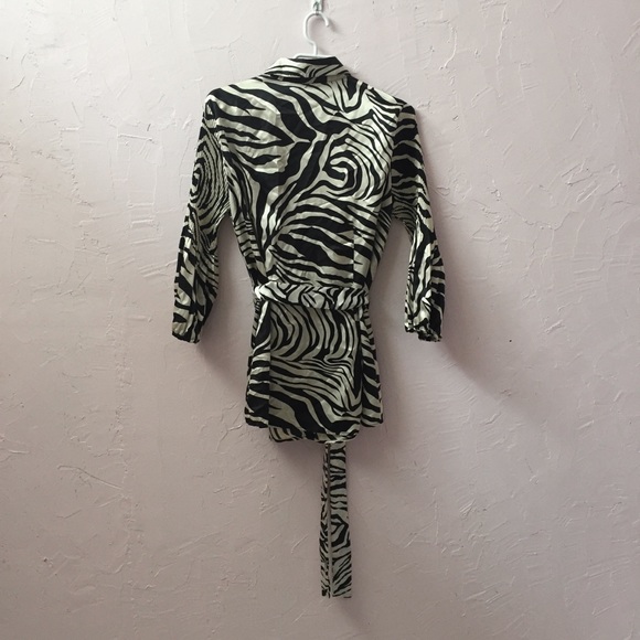 Nicola Italian Zebra Print Button Down Blouse Belt - Picture 7 of 7